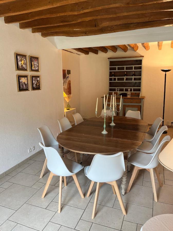 Chambres A La Maison Hermitage Aincourt Bagian luar foto