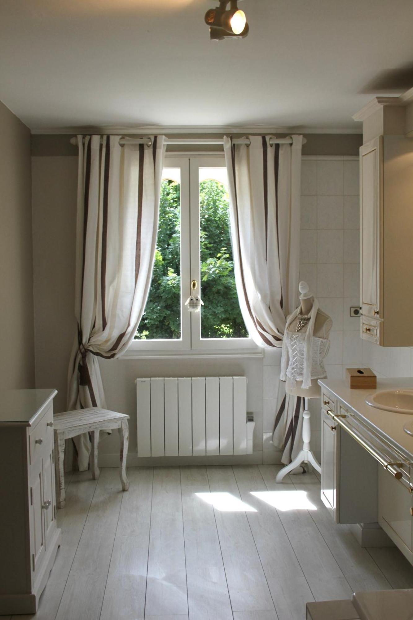 Chambres A La Maison Hermitage Aincourt Bagian luar foto