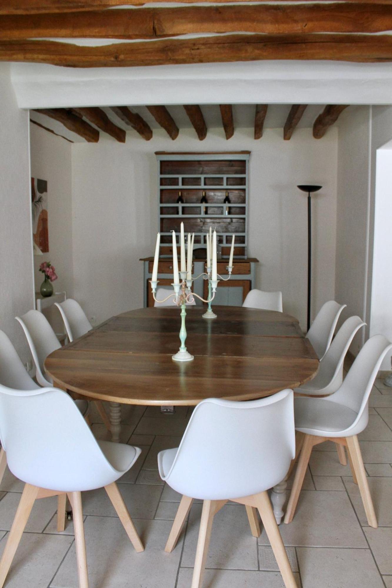 Chambres A La Maison Hermitage Aincourt Bagian luar foto