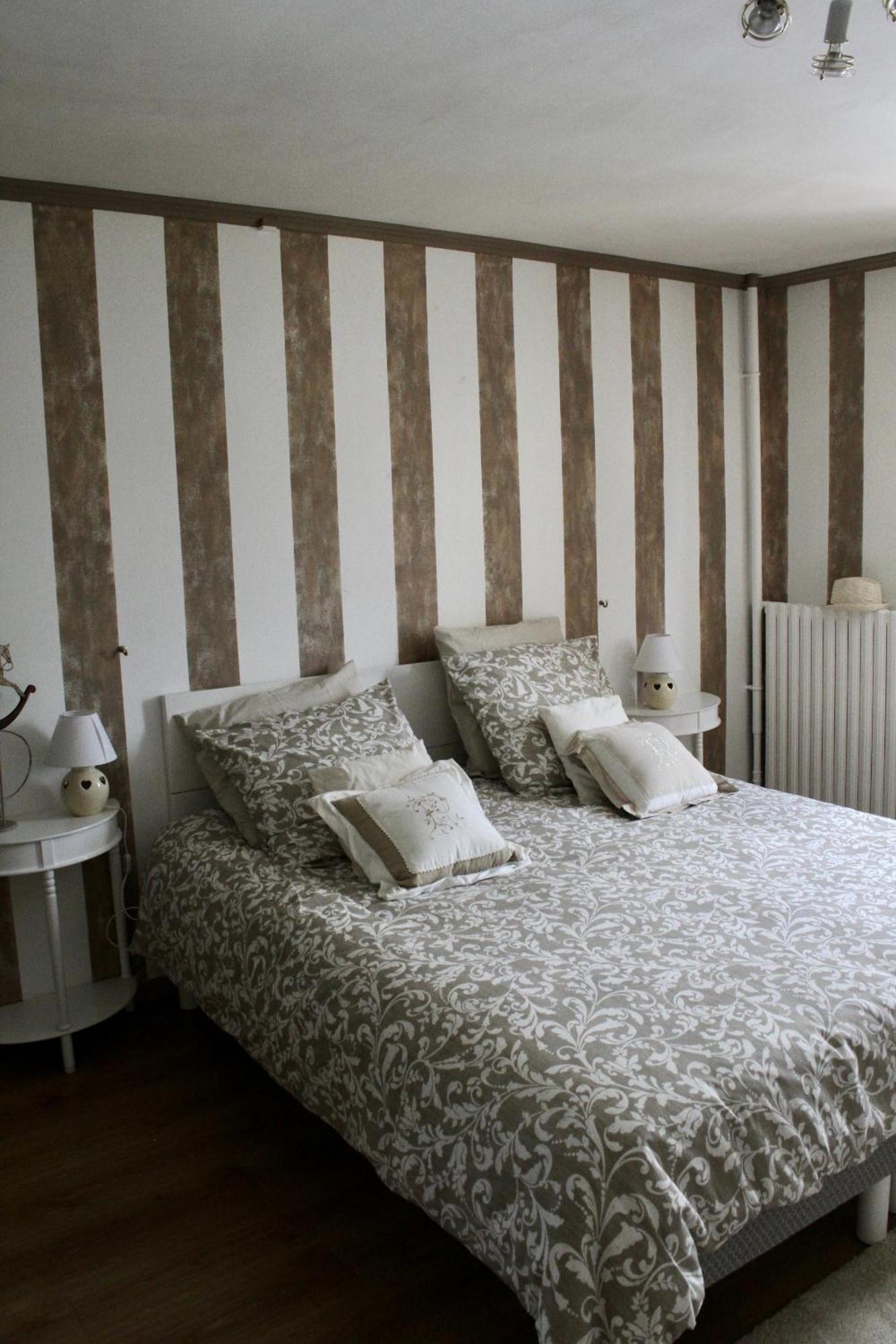 Chambres A La Maison Hermitage Aincourt Bagian luar foto